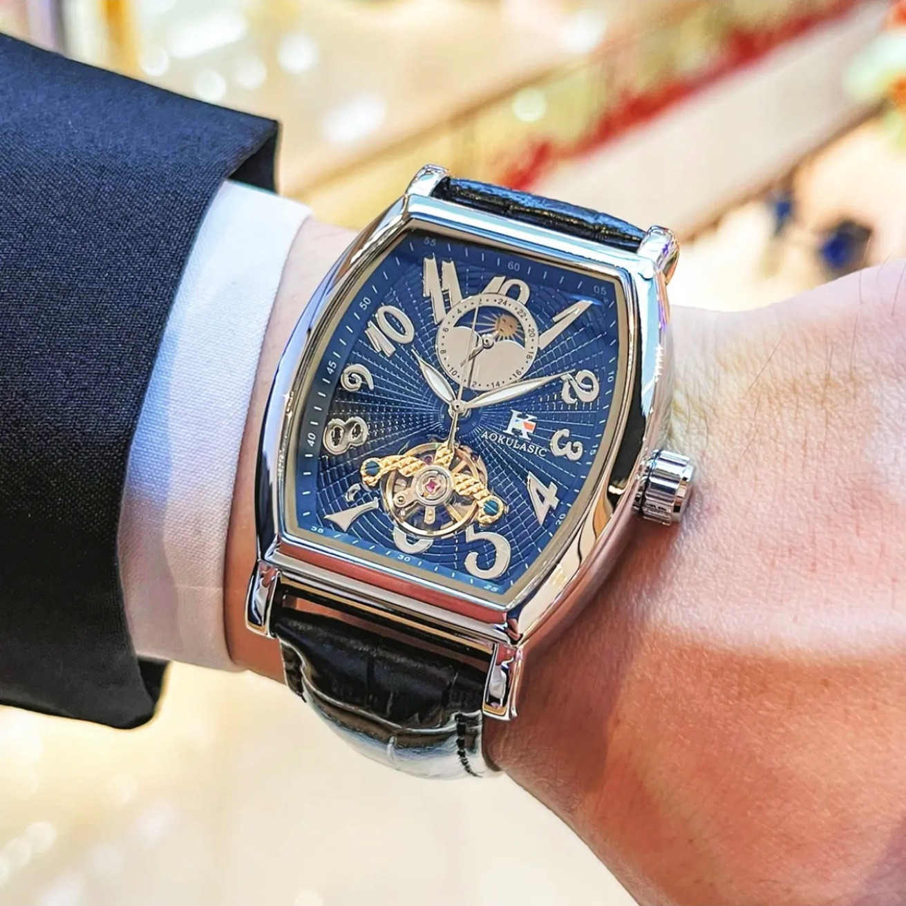 Luxury Business Barrel-Shaped  - Luxury Watch Europe 评论和价格
