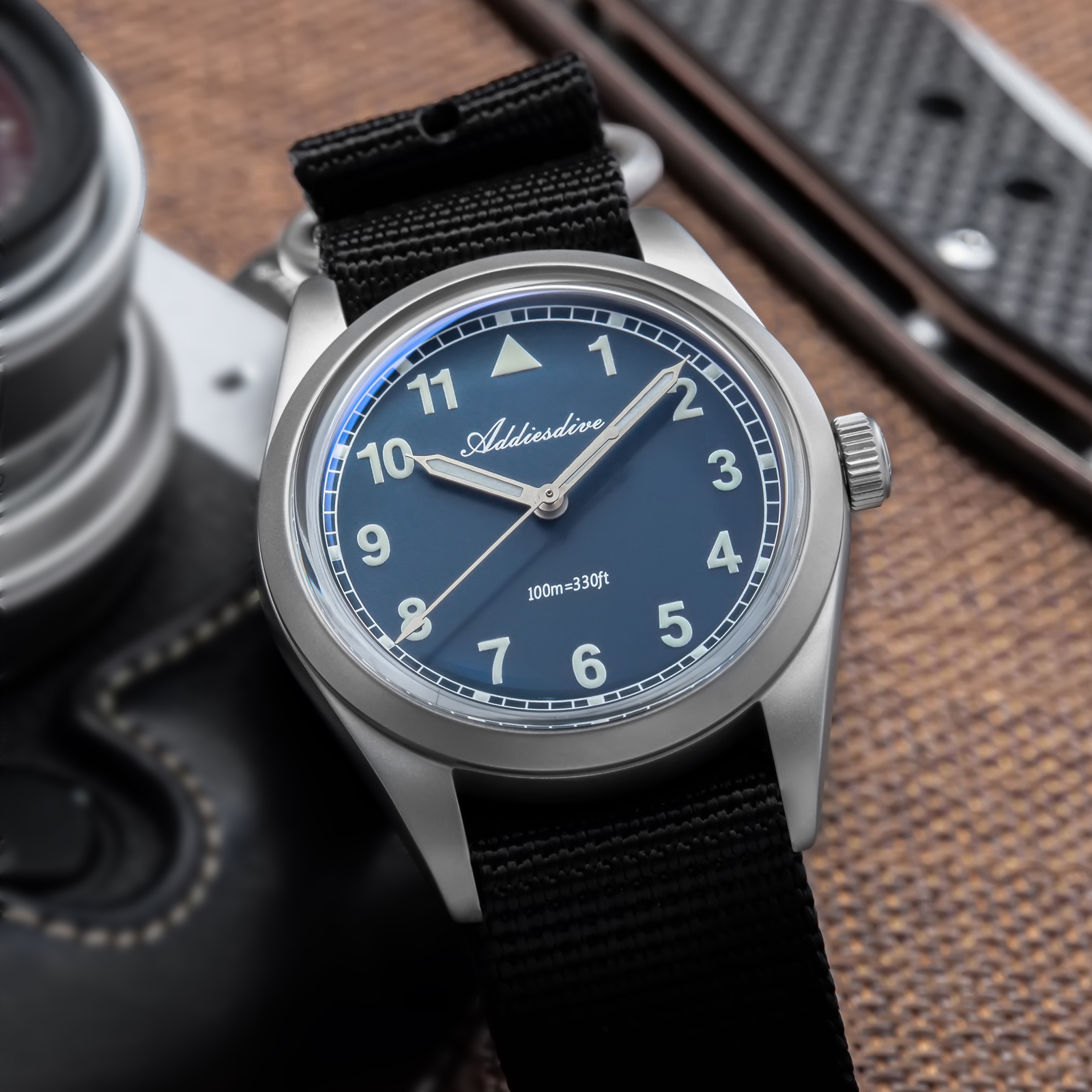 ADDIESDIVE 10Bar Waterproof 31 - Luxury Watch Japan 评论和价格
