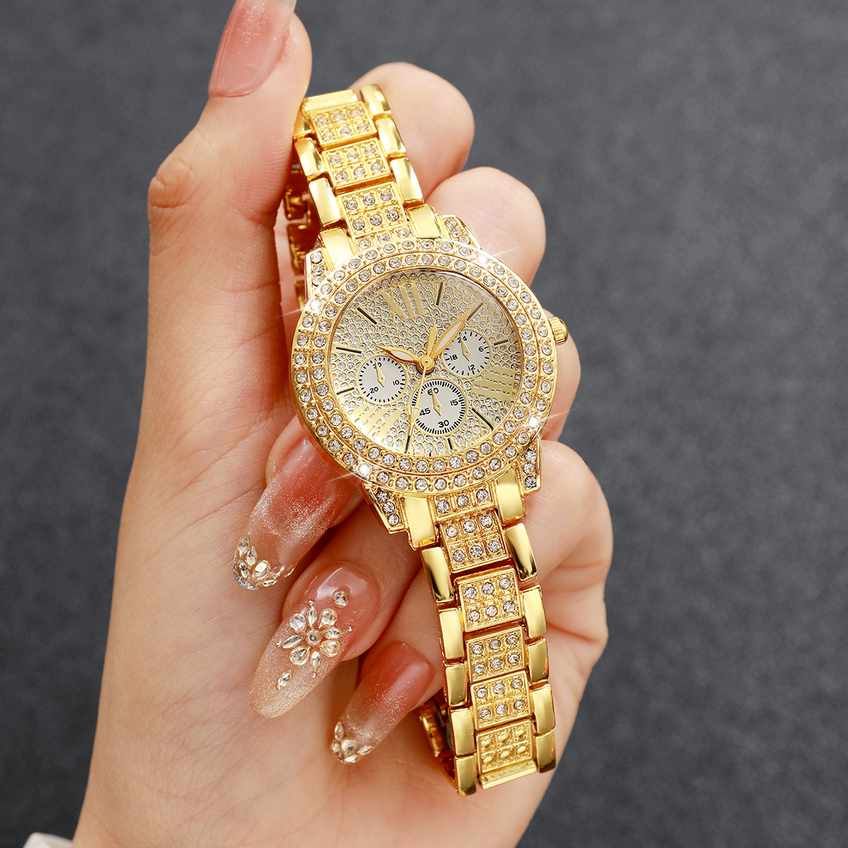 Fashion Decorative Three-eyes  - Luxury Watch Ladies 评论和价格