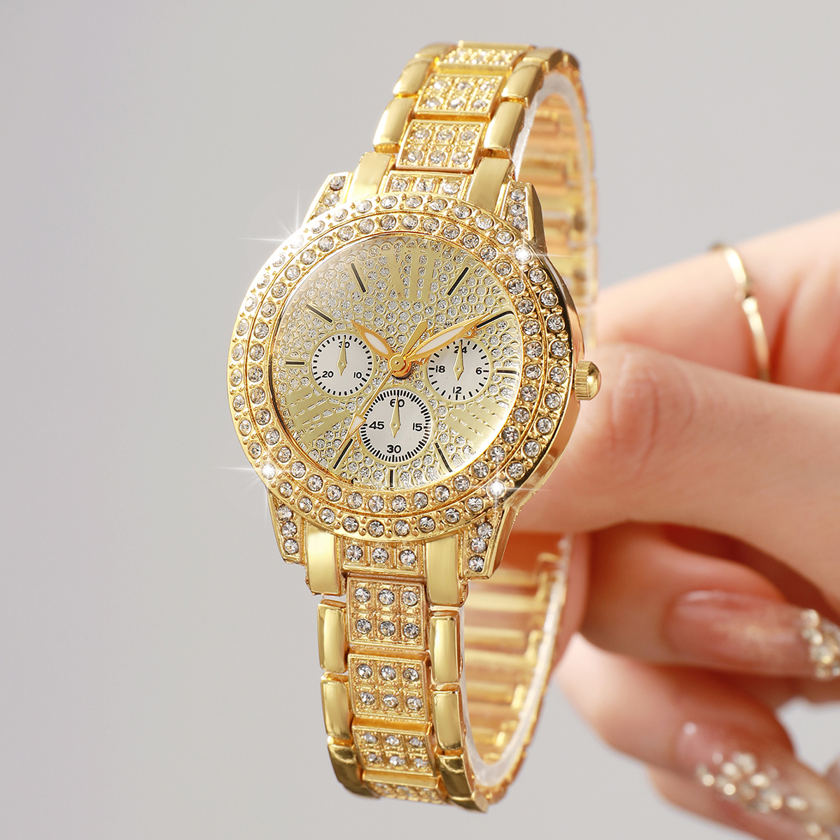 Fashion Decorative Three-eyes  - Luxury Watch Ladies 评论和价格