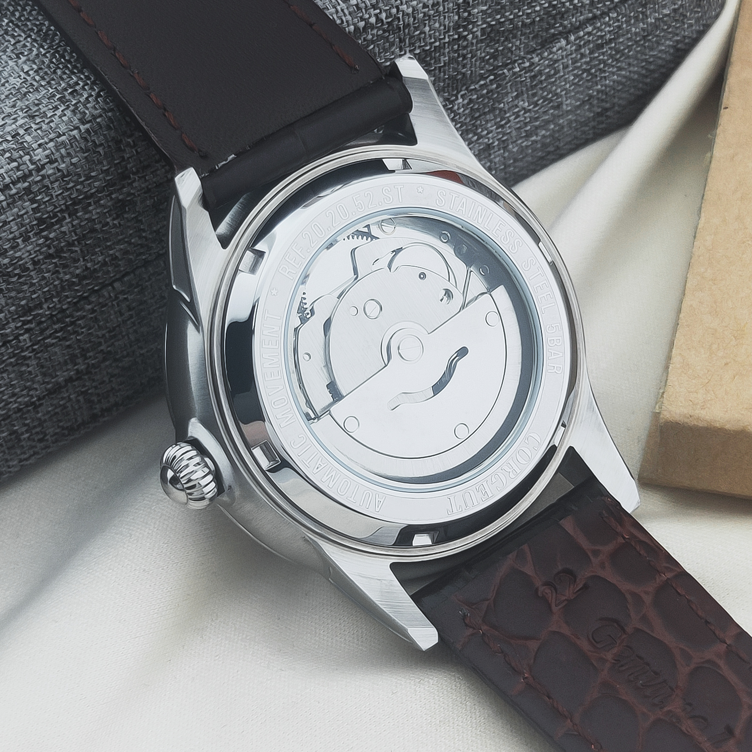 CUSTOM Logo 41mm MIYOTA8215 Au - Luxury Watch Logo 评论和价格
