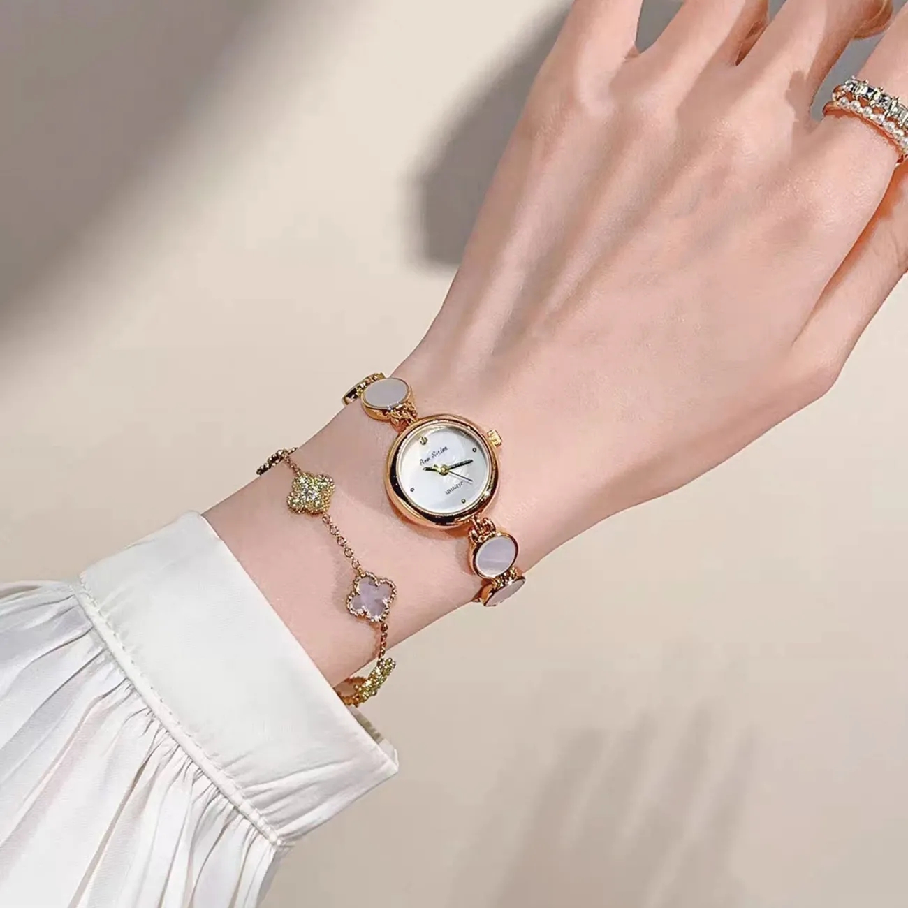 High Quality Luxury Women's Wa - Luxury Watch Girl 评论和价格